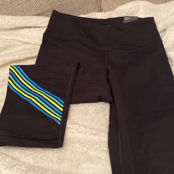 Victoria Secret Knockout Capri - Picture 2 of 5